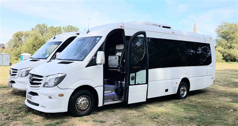 coach minibus hire.